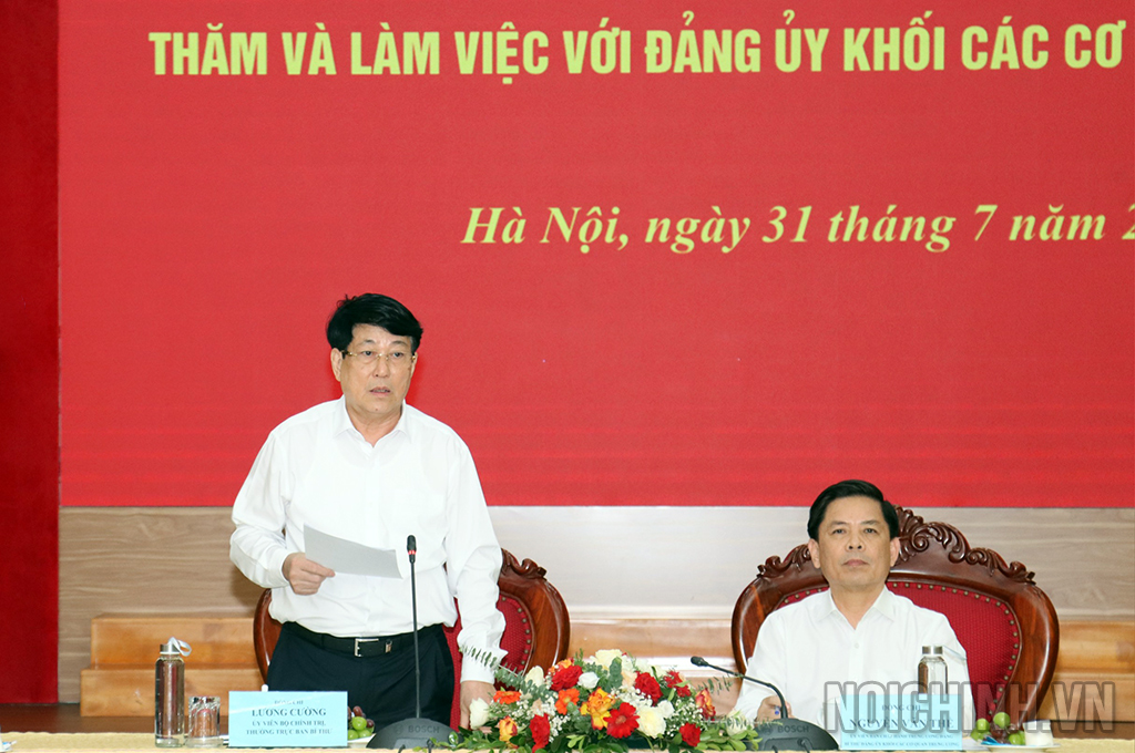 Đồng chí Lương Cường, Thường trực Ban Bí thư phát biểu tại buổi làm việc