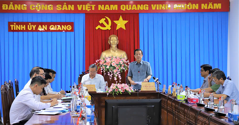 Quang cảnh Cuộc họp