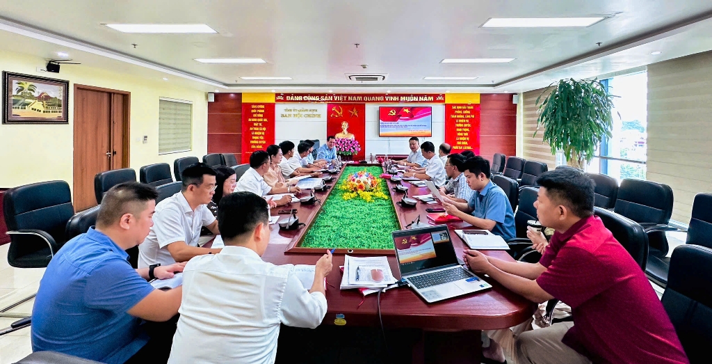 Hội nghị sinh hoạt chuyên đề về “Tăng cường bảo vệ nền tảng tư tưởng của Đảng, đấu tranh phản bác các quan điểm sai trái, thù địch trong tình hình mới” của Ban Nội chính Tỉnh ủy Quảng Ninh