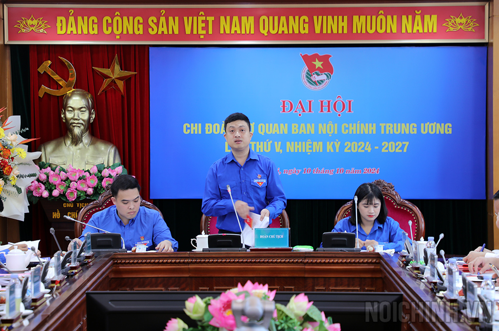 Đoàn Chủ tịch chủ trì Đại hội