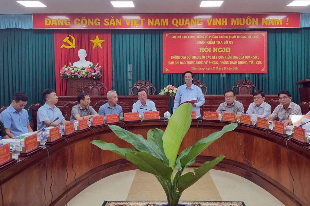  Quang cảnh Hội nghị