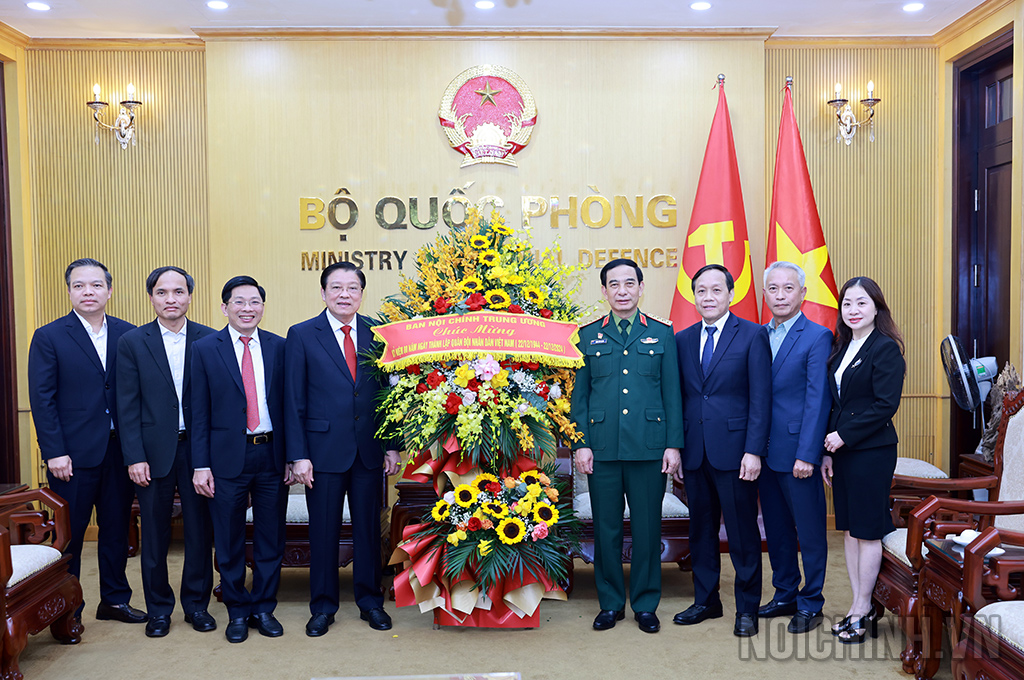 Lãnh đạo Ban Nội chính Trung ương chúc mừng 80 năm ngày thành lập Quân đội nhân dân Việt Nam và 35 năm Ngày hội Quốc phòng toàn dân