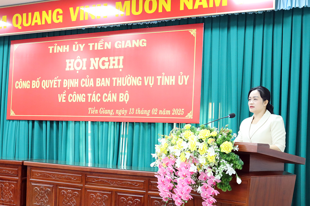 Đồng chí Nguyễn Hải Trâm, Phó Bí thư Thường trực Tỉnh ủy Tiền Giang phát biểu