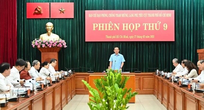 Toàn cảnh Phiên họp