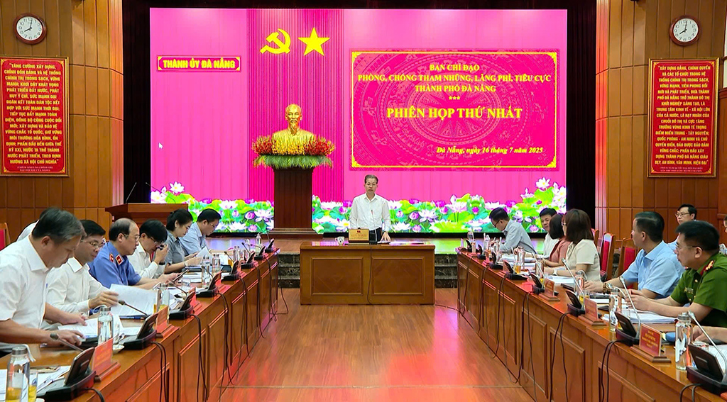 Quang cảnh Phiên họp