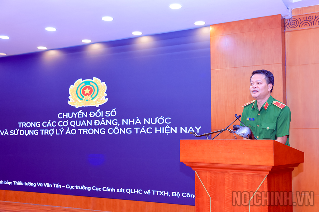 Thiếu tướng Vũ Văn Tấn, Cục trưởng Cục Cảnh sát quản lý hành chính về trật tự xã hội, Bộ Công an thông tin chuyên đề tại Hội nghị