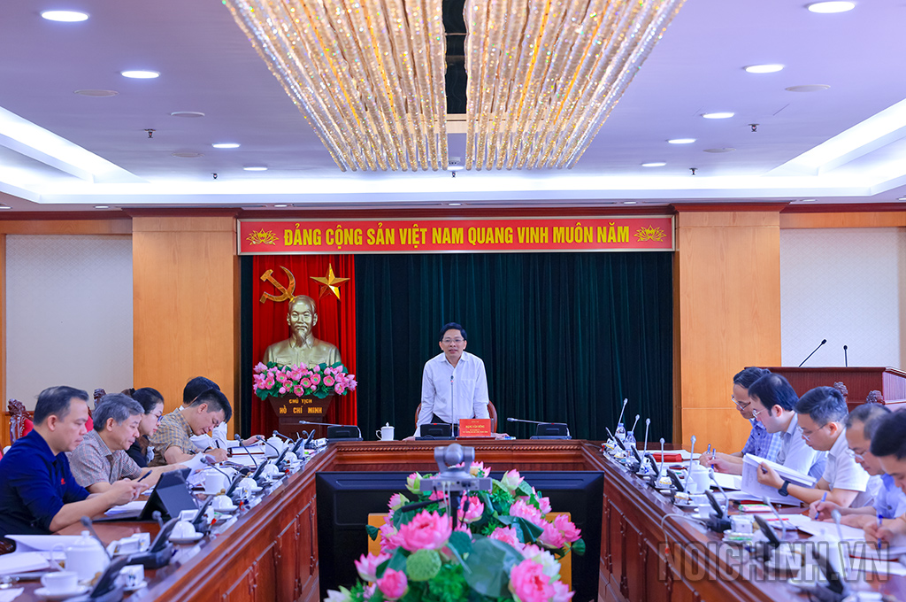 Đồng chí Đặng Văn Dũng, Phó Trưởng Ban, Bí thư Đảng ủy cơ quan Ban Nội chính Trung ương phát biểu