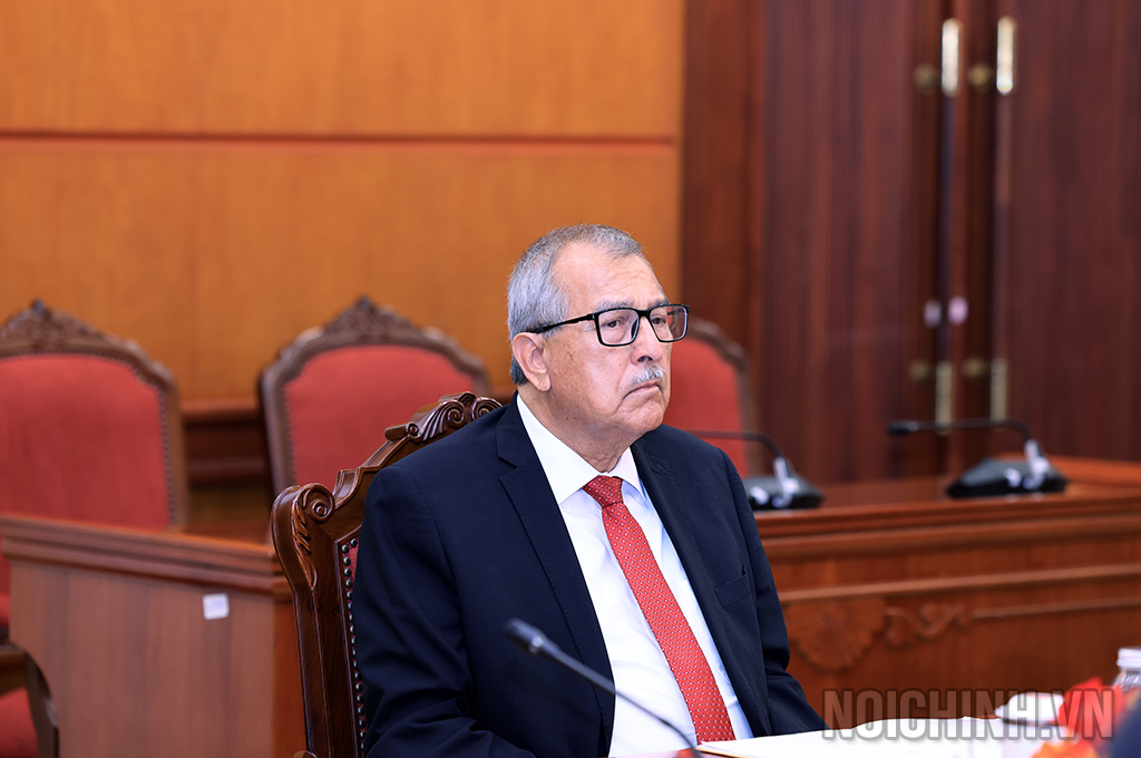 Đồng chí Pedro Vazquez Gonzalez, Ủy viên Bộ Chính trị, Chủ nhiệm Ủy ban Đối ngoại của Quốc hội Mexico tại buổi tiếp