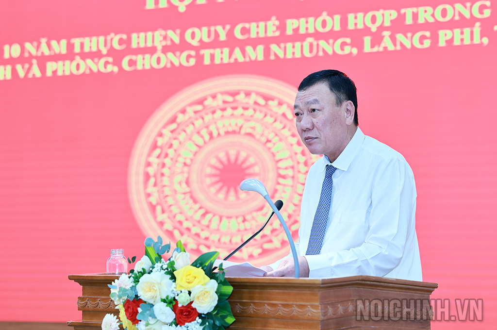 Đồng chí Đoàn Hồng Phong, Ủy viên Trung ương Đảng, Bí thư Đảng ủy, Tổng Thanh tra Chính phủ, Ủy viên Ban Chỉ đạo Trung ương về phòng, chống tham nhũng, lãng phí, tiêu cực phát biểu