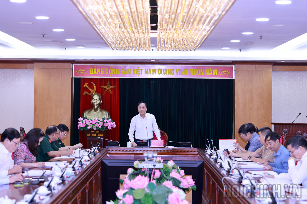 Đồng chí Nguyễn Thanh Hải, Phó Trưởng Ban Nội chính Trung ương, Ủy viên Ban Chỉ đạo Cải cách tư pháp Trung ương phát biểu tại Hội nghị