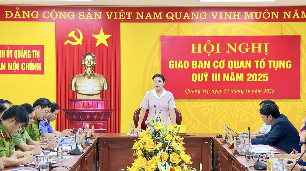 Đồng chí Ly Kiều Vân, Ủy viên Ban Thường vụ, Trưởng Ban Nội chính Tỉnh ủy kết luận hội nghị