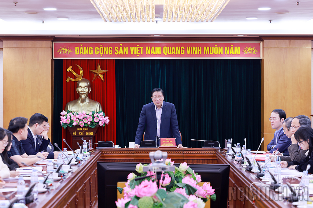 Đồng chí Phan Đình Trạc, Ủy viên Bộ Chính trị, Bí thư Trung ương Đảng, Trưởng Ban Nội chính Trung ương phát biểu