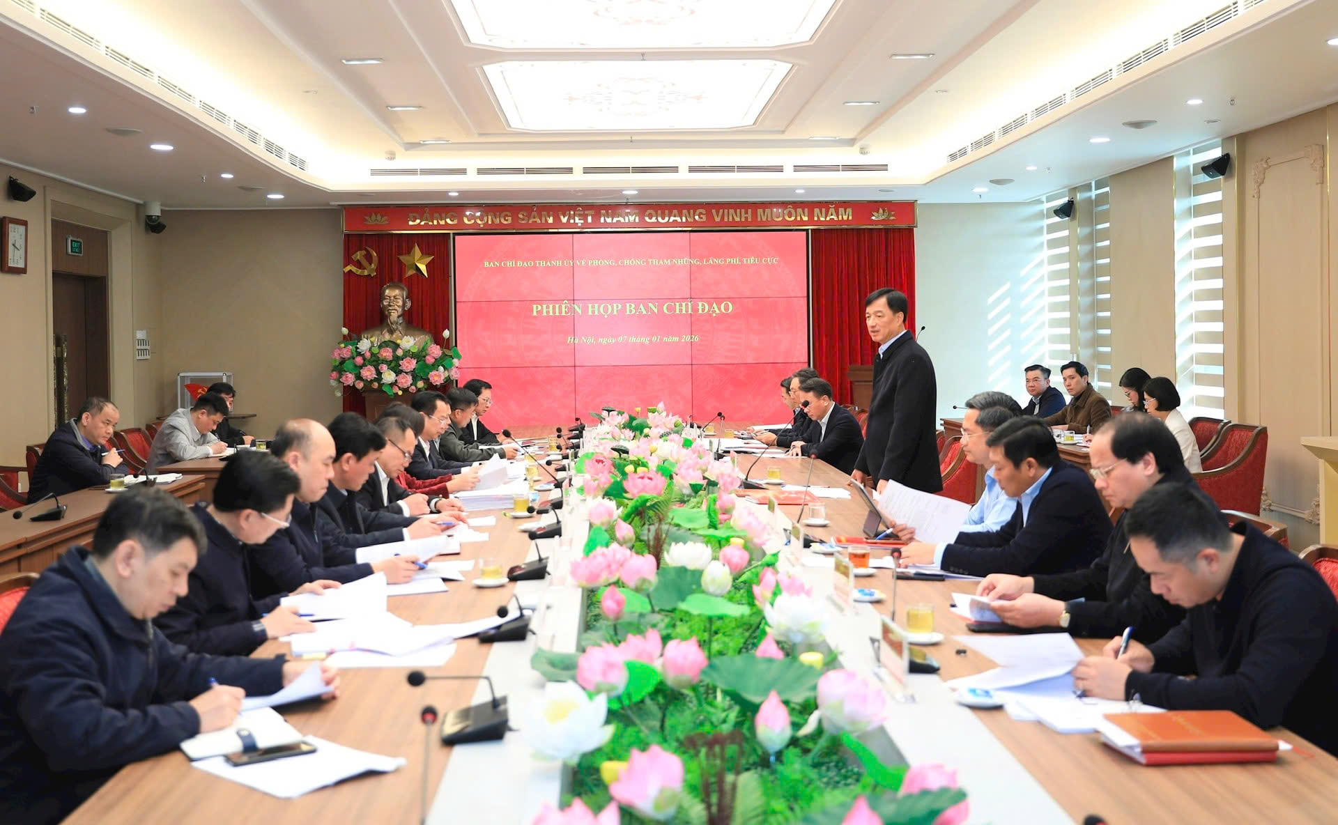 Toàn cảnh Phiên họp