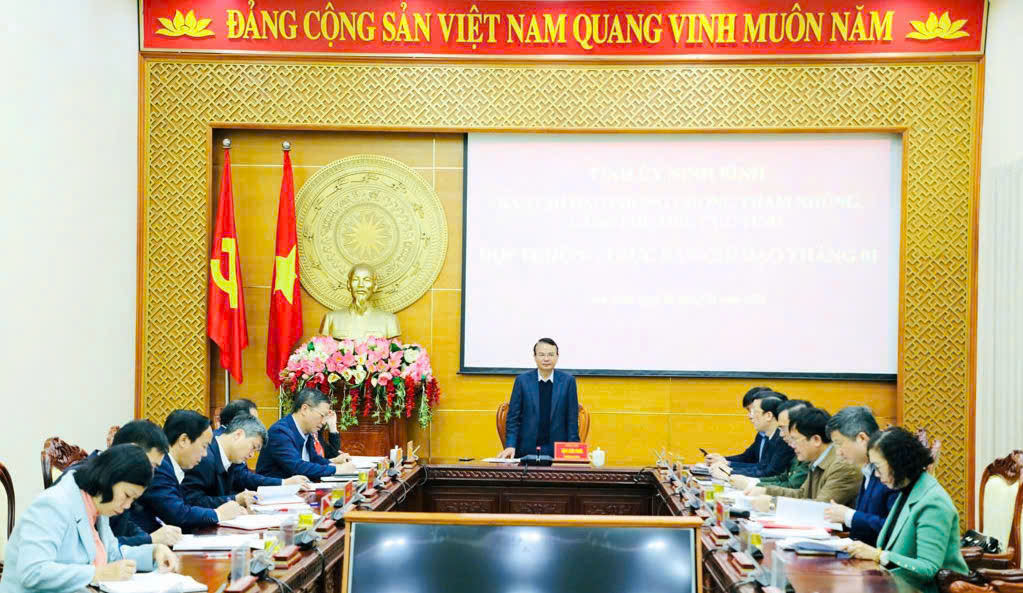 Quang cảnh Phiên họp