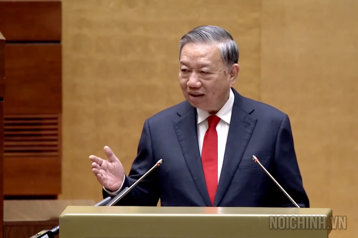 Đồng chí Tô Lâm, Tổng Bí thư Ban Chấp hành Trung ương Đảng Cộng sản Việt Nam phát biểu tại Hội nghị