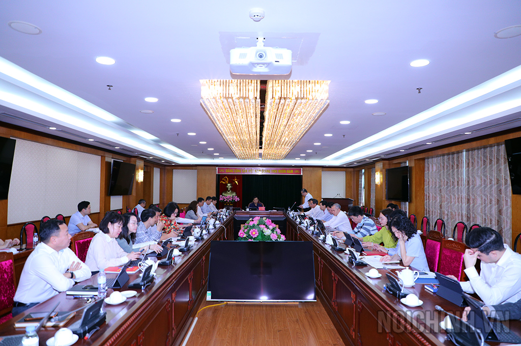 Quang cảnh Cuộc họp