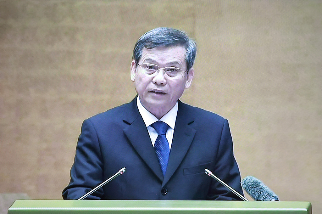 Đồng chí Lê Minh Trí, Ủy viên Bộ Chính trị, Bí thư Trung ương Đảng, Trưởng Ban Nội chính Trung ương trình bày chuyên đề tại Hội nghị