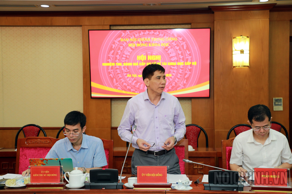 ThS. Nguyễn Xuân Diện, Phó Vụ trưởng Vụ Cơ quan nội chính, Ban Nội chính Trung ương, Ủy viên Hội đồng phát biểu