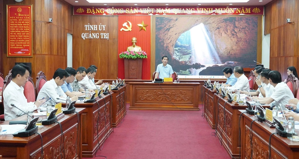 Quang cảnh buổi làm việc