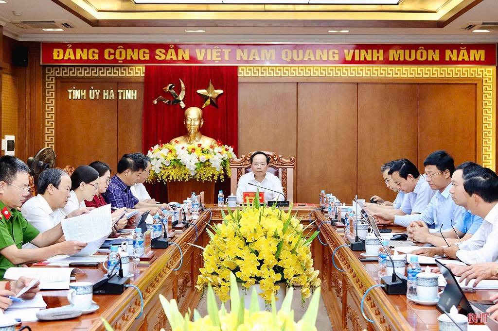 Toàn cảnh Phiên họp