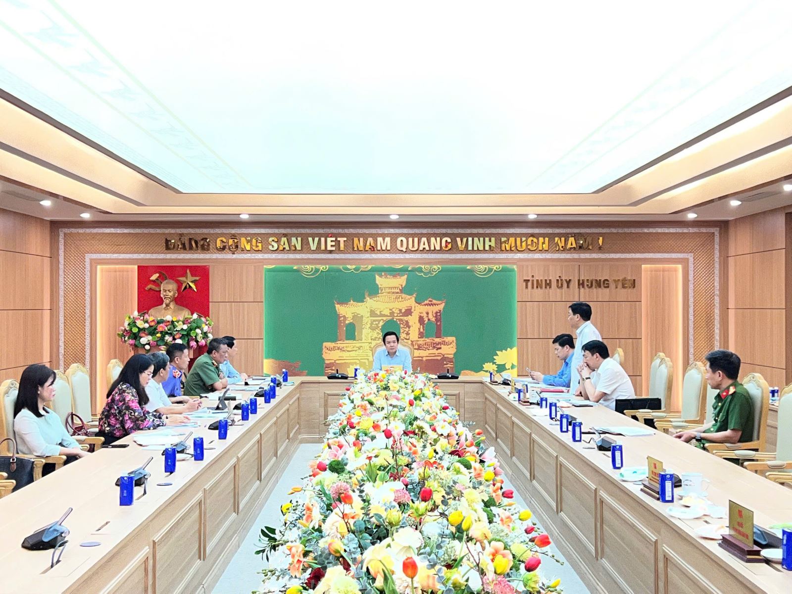 Toàn cảnh Cuộc họp