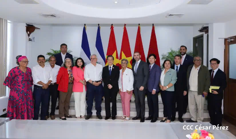 Đoàn Đảng Công sản Việt Nam làm việc với Viện Du lịch Nicaragua
