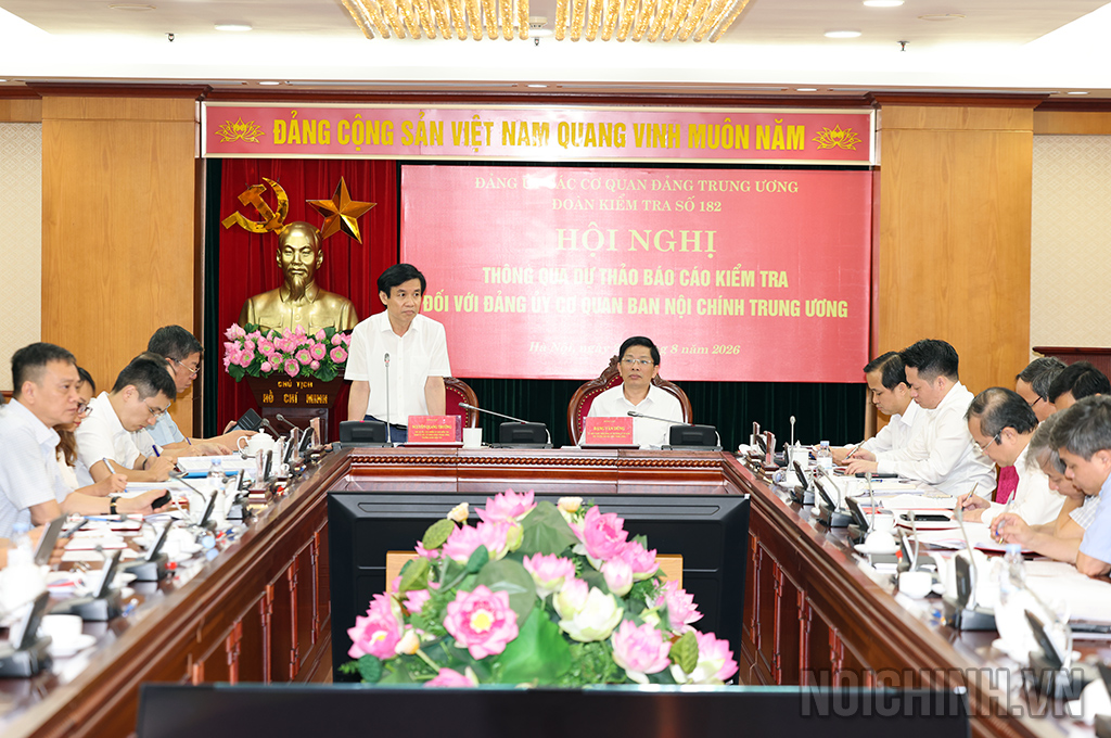 Đồng chí Nguyễn Quang Trường, Phó Bí thư, Chủ nhiệm Ủy ban kiểm tra Đảng ủy các cơ quan Đảng Trung ương, Trưởng Đoàn kiểm tra phát biểu kết luận