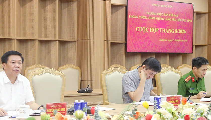 Các đại biểu dự họp