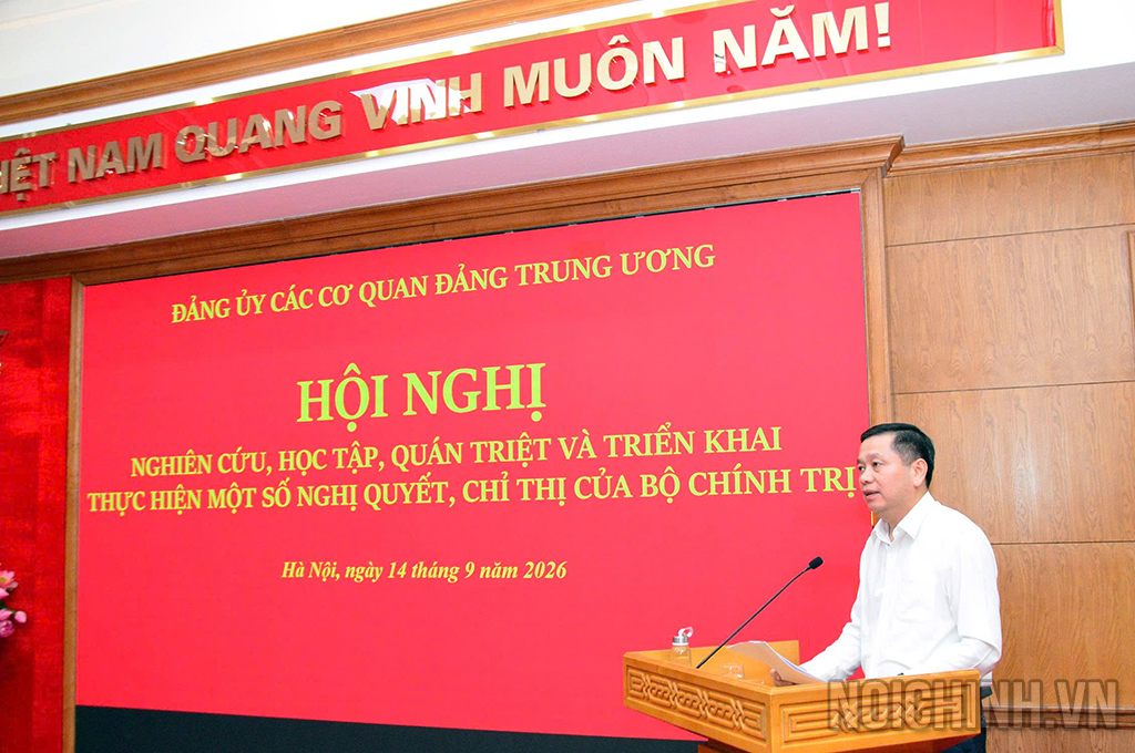 Đồng chí Nguyễn Long Hải, Ủy viên Trung ương Đảng, Phó Bí thư Thường trực Đảng ủy các cơ quan Đảng Trung ương phát biểu kết luận