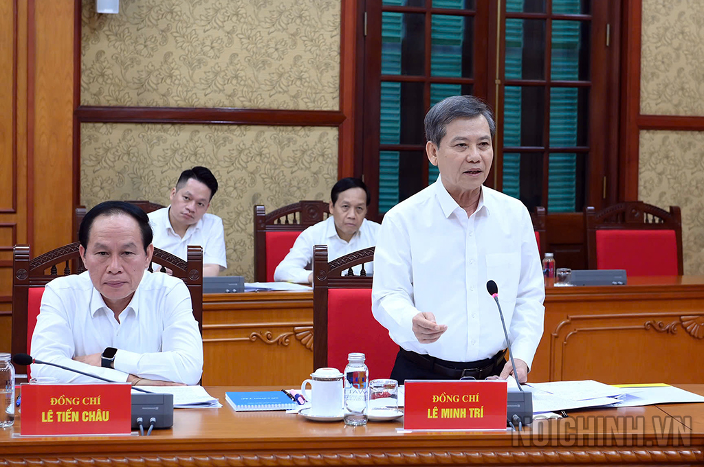 Đồng chí lê Minh Trí, Ủy viên Bộ Chính trị, Bí thư Trung ương Đảng, Trưởng Ban Nội chính Trung ương phát biểu